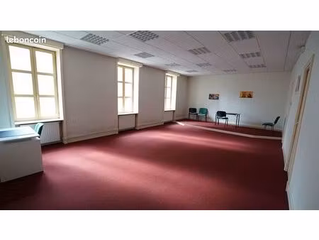 bureaux 112 m² roanne