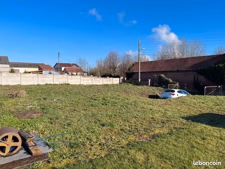 terrain a batir 485 m²