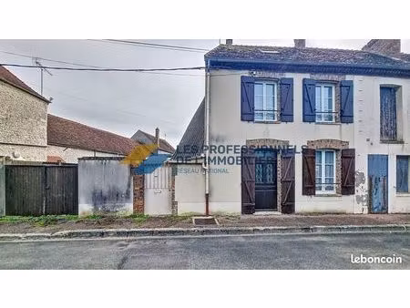 maison de village 4 pièces 75 m²