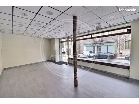 local commercial 85 m² dunieres