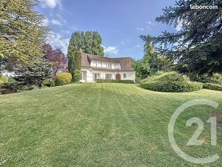 maison 5 pièces 160 m²