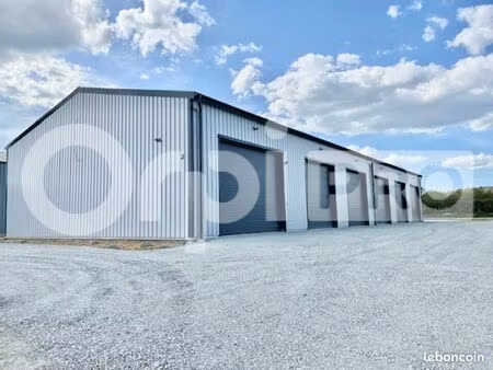 local d'activité 120 m²