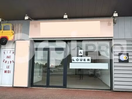 local commercial 65 m²