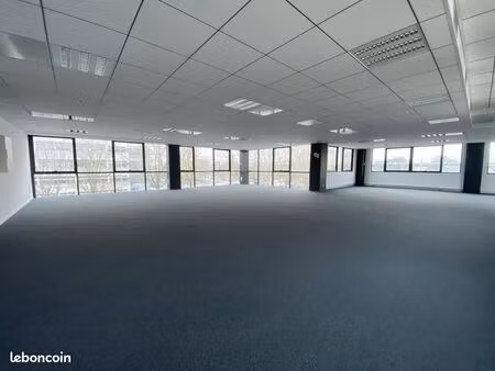 bureaux 514 m²