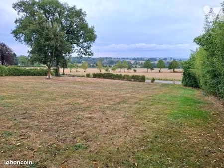 terrain 1100 m² taillis