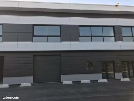 mixte activites-bureaux 678 m² les pavillons-sous-bois