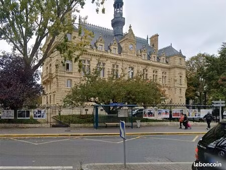 boutique 117 m² pantin