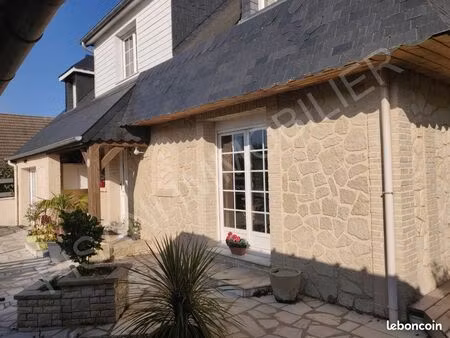 maison 6 pièces 160 m²