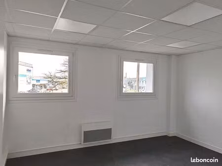 bureaux 122 m² le mans