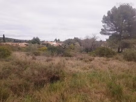 terrain 326 m² pignan