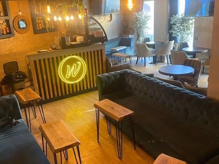 salon de thé /chicha/restaurant