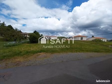 terrain 742 m² artonne