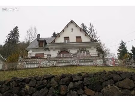 maison 10 pièces 344 m²