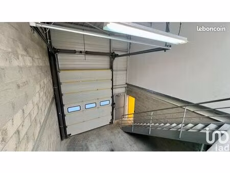 local 140 m² santeny