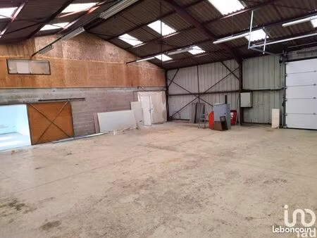 local 526 m² nogent-le-phaye