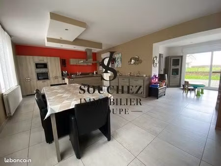 longère 8 pièces 146 m²