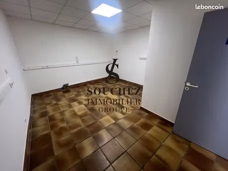 local d'activité 17 m²