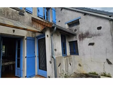 maison sagnat m² t-4 à vendre  61 000 €