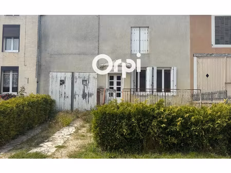 maison bassoncourt 110.76 m² t-3 à vendre  35 000 €