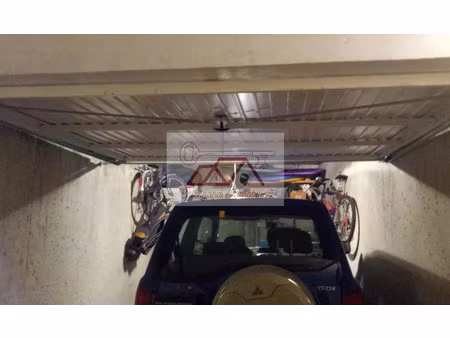 location parking 21 m² à calenzana (20214)  200 €