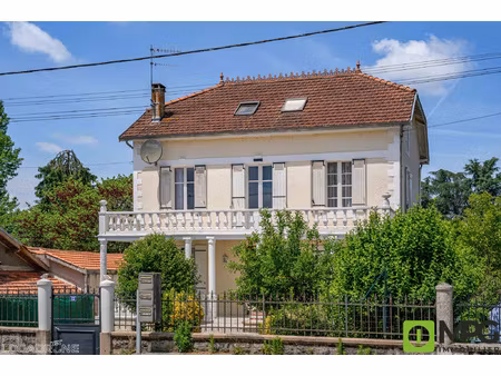 maison 4 chambres sur étage