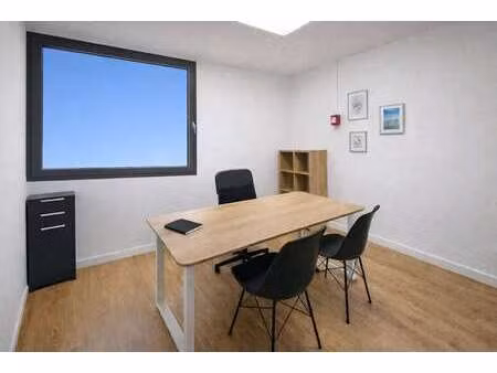 location bureaux et commerces meublé à angers centre (49000) : à louer meublé / 10m² anger