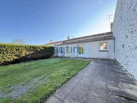 vente maison à vieillevigne (44116) : à vendre / 83m² vieillevigne