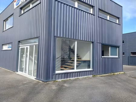 location locaux professionnels 1 pièce 185 m² à voglans (73420)  2 200 €