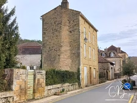 24480 cadouin - immeuble 5 pièce(s) 97 m2