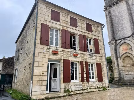 vente maison 5 pièces 135 m² à saint-porchaire (17250)  128 400 €