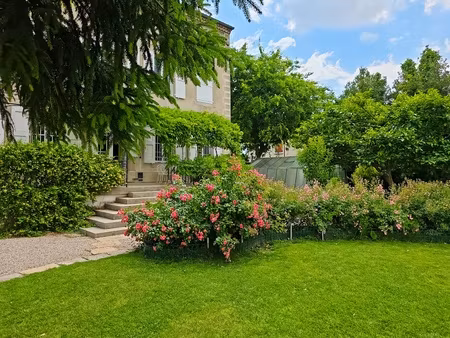 maison 16 pièces - 484 m²