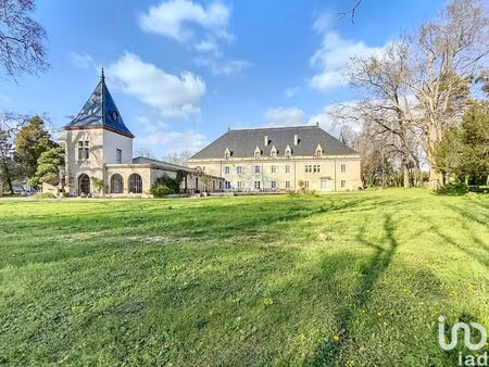 vente hôtel-restaurant 2 100 m²