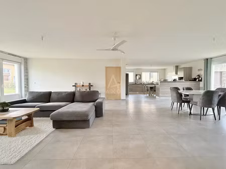 vente maison 5 pièces 182 m² à frémery (57590)  259 000 €