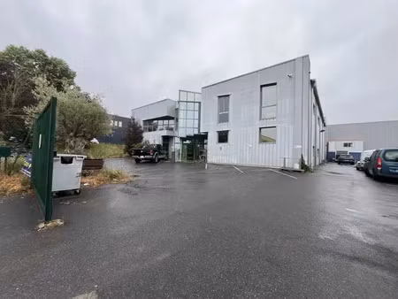bâtiment indépendant à vendre sur linas