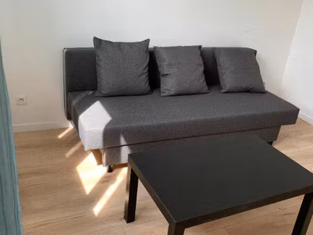 location appartement 1 pièce  16.61m²  aubervilliers