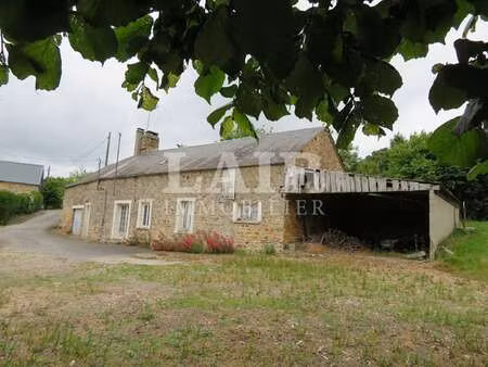 vente maison à saint-calais-du-désert (53140) : à vendre / 83m² saint-calais-du-désert