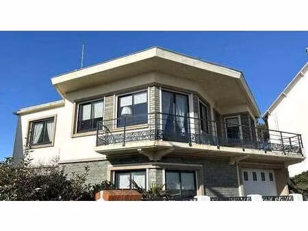 vente maison à saint-gilles-croix-de-vie (85800) : à vendre / 130m² saint-gilles-croix-de-