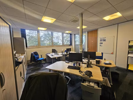 vente bureau 960 m² angers (49100)