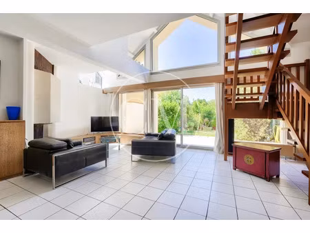 vente maison 6 pièces 175.65 m² à versailles (78000)  1 199 000 €