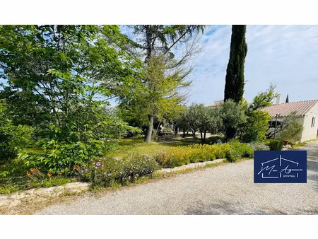 vente maison 5 pièces 153 m² à villeneuve-les-avignon (30400)  499 000 €