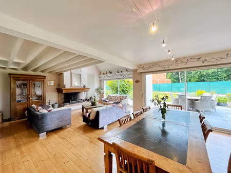 maison saint fuscien 8 pièce(s) 300 m2