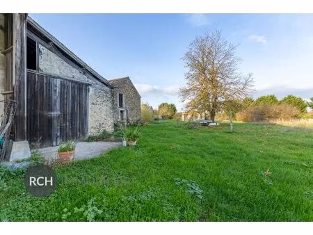 exclusivité - a 2 minutes de monfort-l'amaury - beau terrain constructible partiellement v