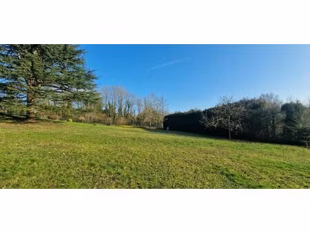 exclusivité - vaux-sur-seine - beau terrain constructible à viabiliser d'environ 576m2