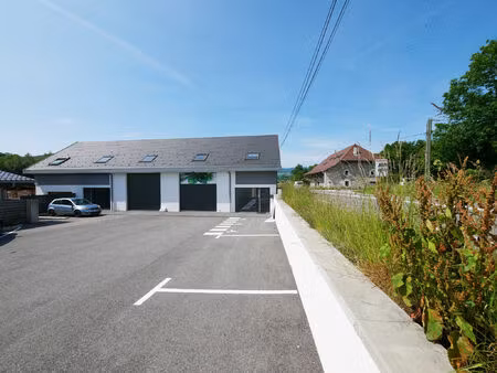 location local industriel 120 m² à annecy (74370)