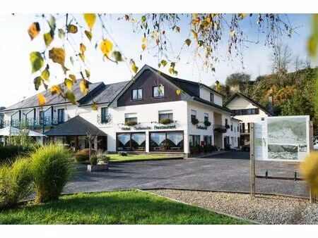 charmant hôtel à vendre à ouren