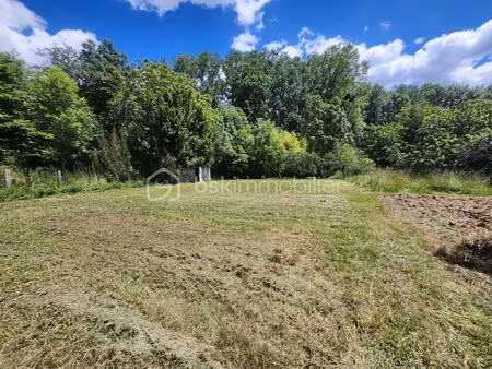 terrain de 575 m² à curzay-sur-vonne