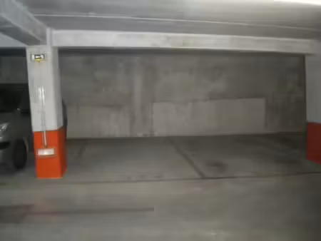 parking - 2-8 allée montgolfier livry gargan - chanzy