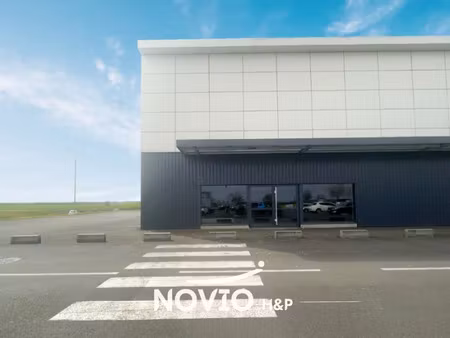 location locaux professionnels 766 m² à neuville-de-poitou (86170)  7 203 €