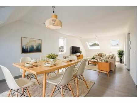 mooie  ruime penthouse