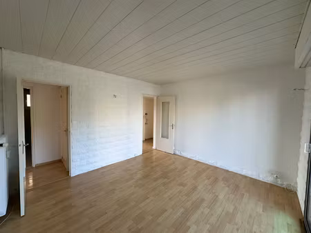 f3 lumineux 57m2 avec 2 balcons quartier calme à mulhouse